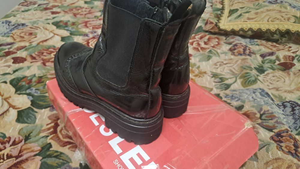 Продам кожаные сапожки