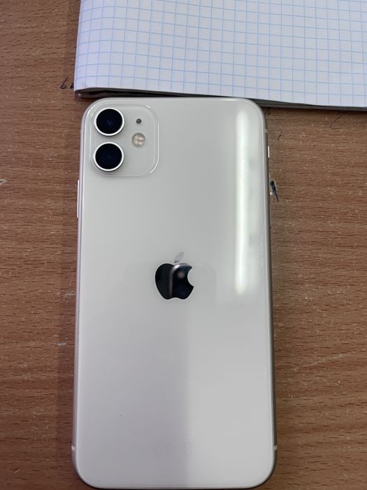 Айфон 11 аккум 82%