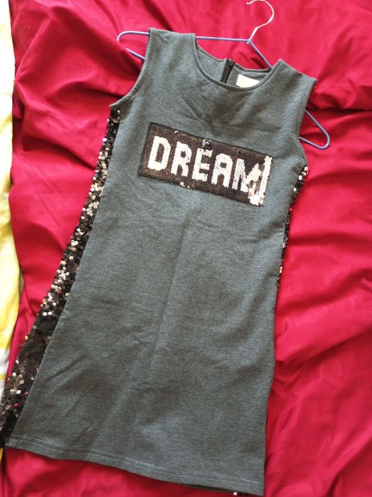 Платье на девочку 4-5 лет