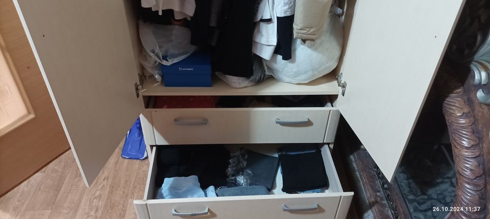 Комплект шкафы и полка