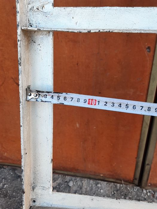 Стойки для стеллаж Лестница