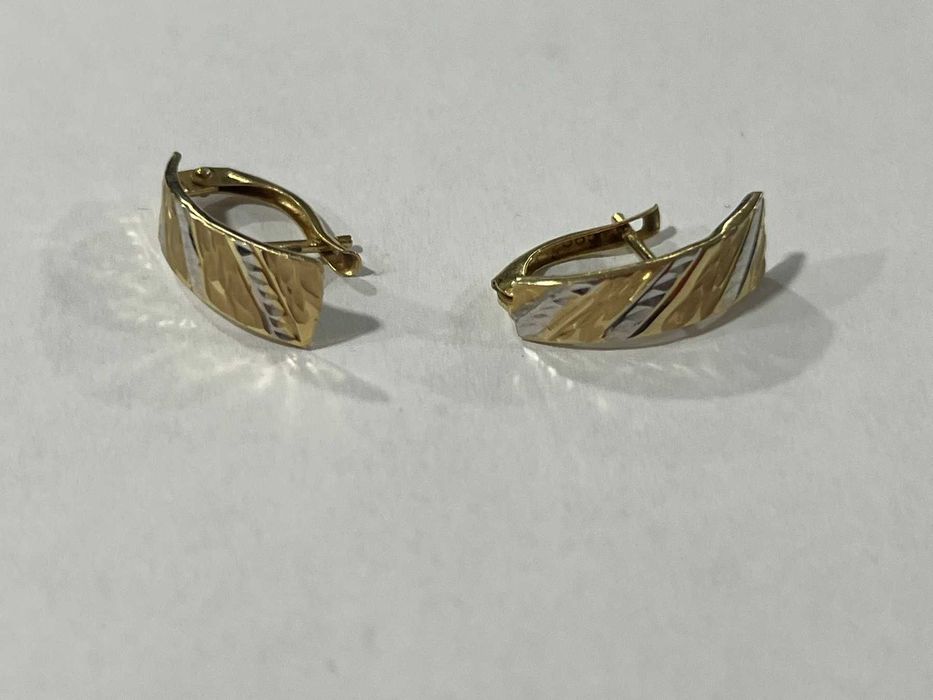 Златни обеци 1.5 гр 585