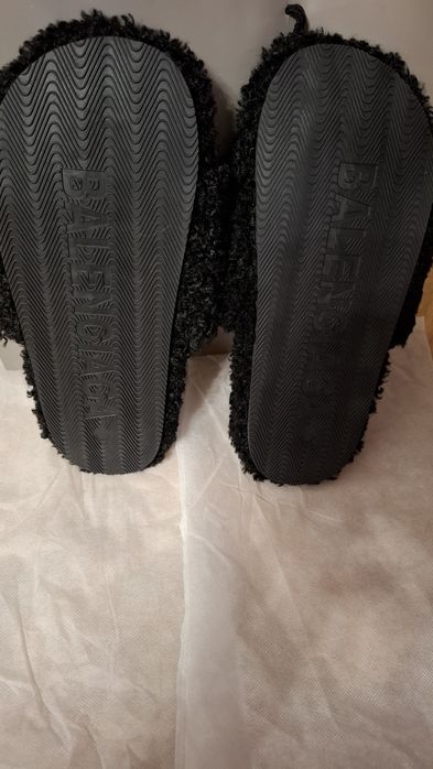 Papuci balenciaga 44