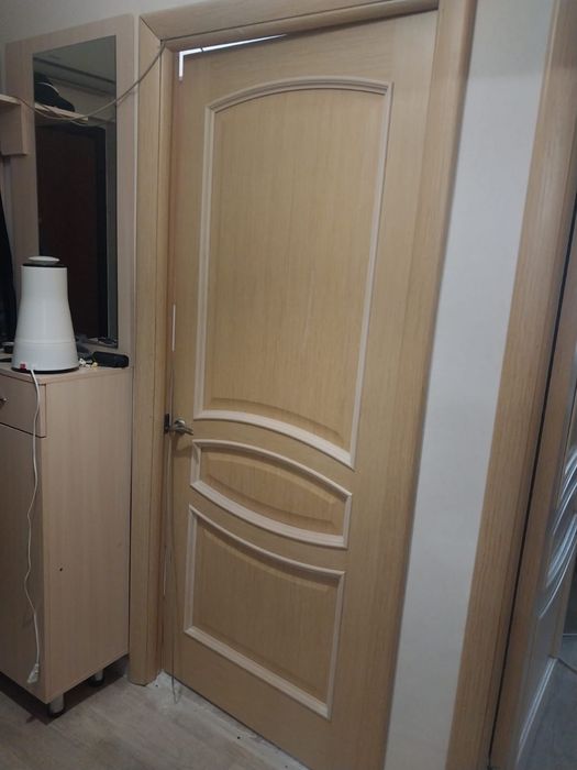 Дверь продается срочно