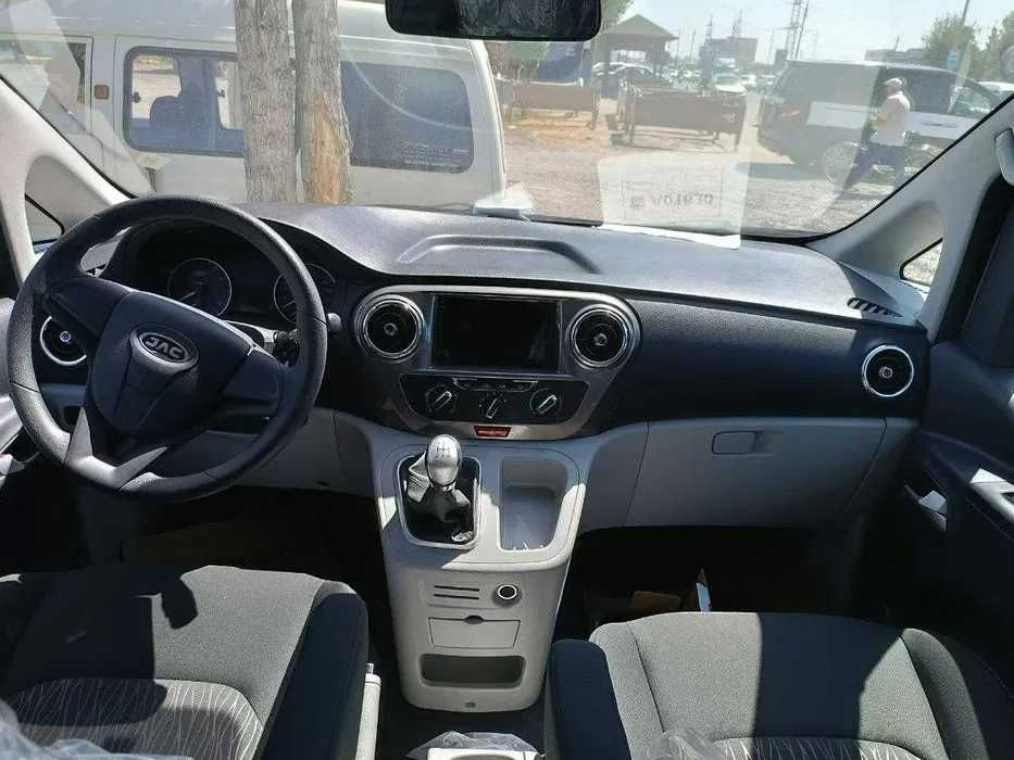 JAC M3 MINIVEN 2025 rasmiy dillerdan xamyonbop narxlarda  xarid qiling