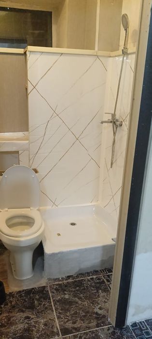 Сдам одну комнату в цоколе