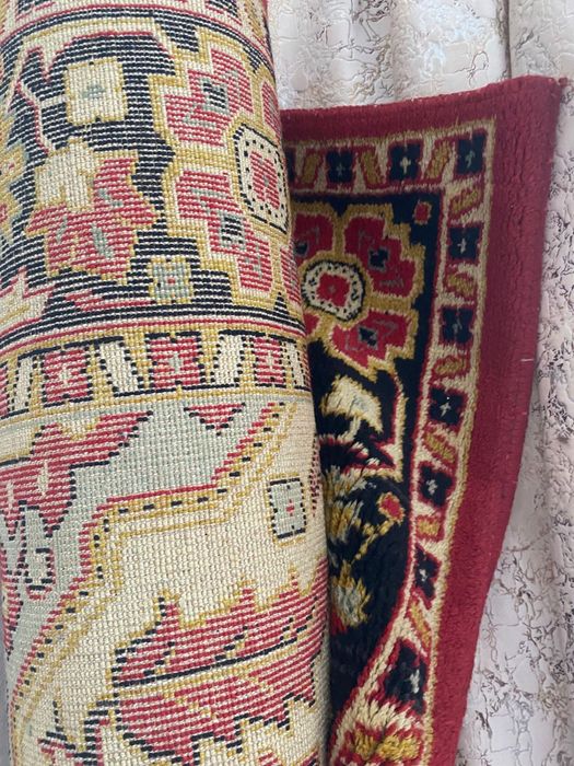 Продам ковер 2x3