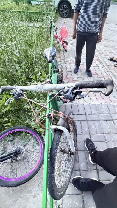 Велосипед не на ходу требует ремонта