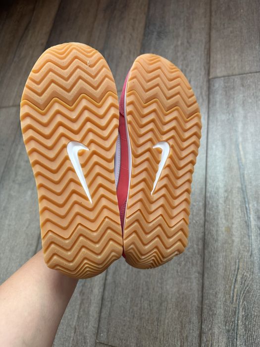 Дамски НОВИ маратонки Nike Pacific розови