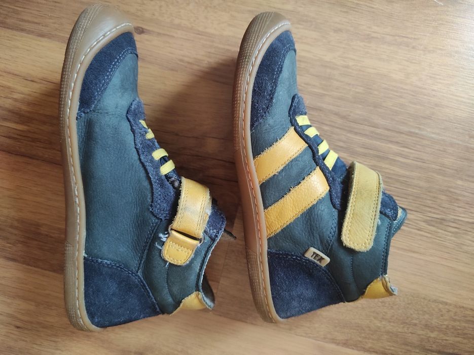 Боси обувки различни марки и модели