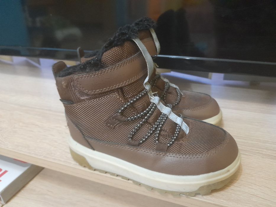 Водоустойчиви боти H&M