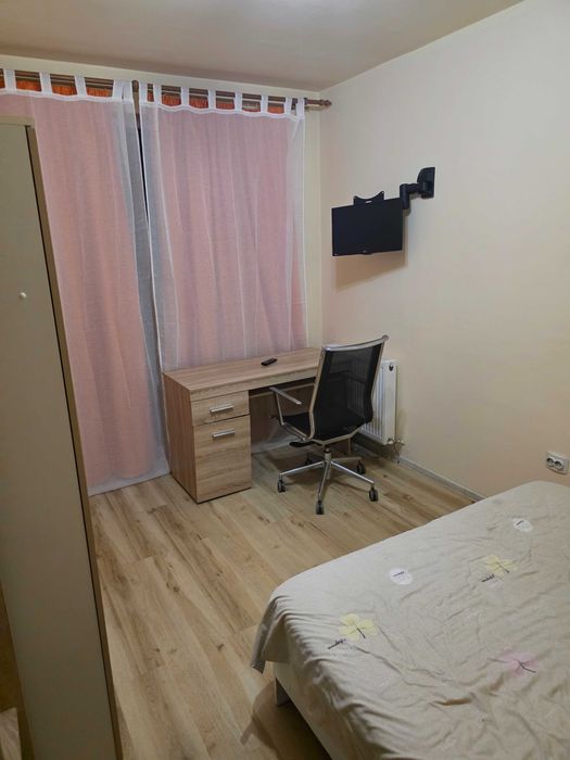 Inchiriez apartament cu o camera FLORESTI