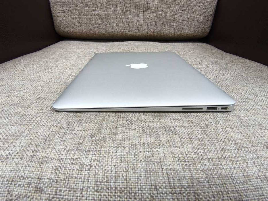 Macbook Air 13 Core i5