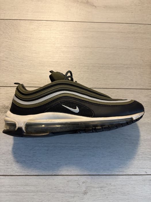 Vand adidasi Nike air max 97