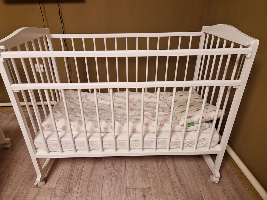 Манеж детская с бортиками