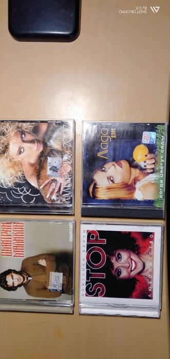 СД и МП 3 диски с хорошей музыкой..