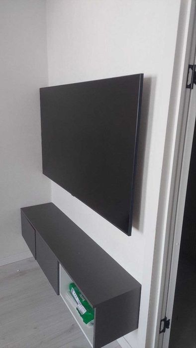 65" (163 см) Телевизор Samsung UE65AU7100UXCE