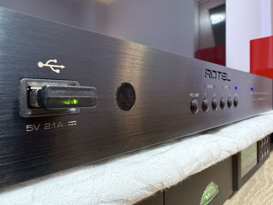 Rotel RDD-1580 Balanced DAC