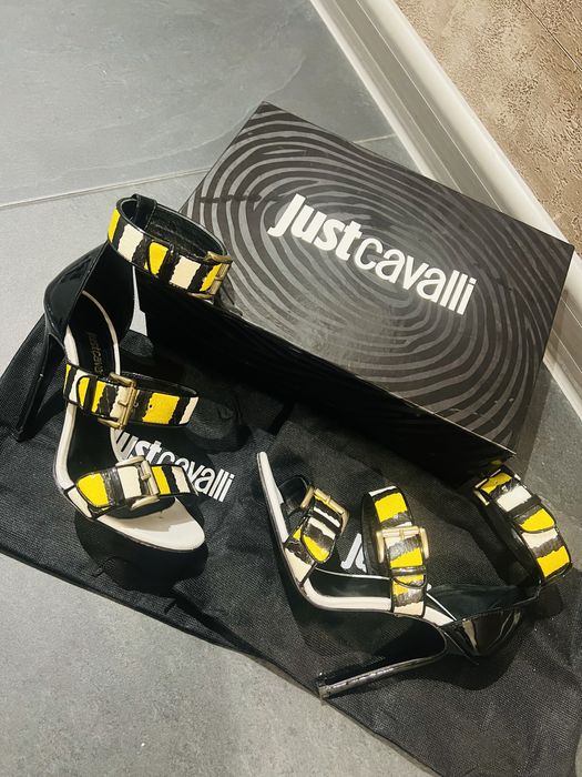 Оригинални дамски обувки Just Cavalli