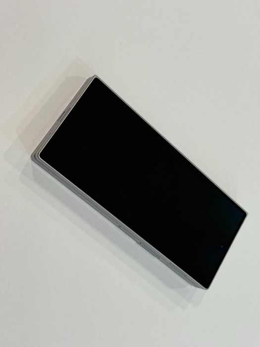 Samsung Galaxy Z Fold 6 – 12GB RAM / 256GB