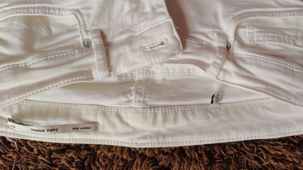 Pantaloni femei Next