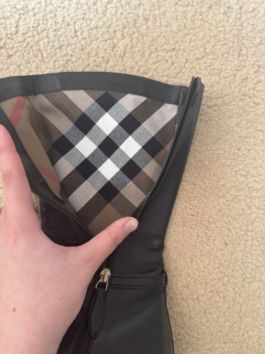Истински Burberry ботуши