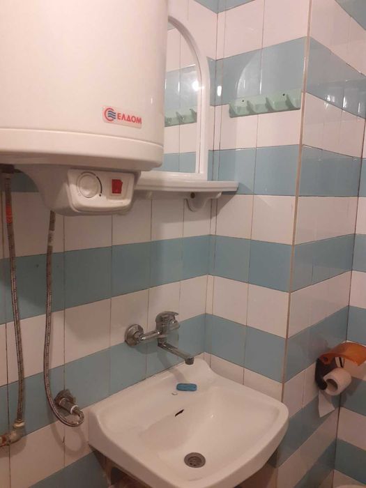 Дава се под наем Двустаен апартамент в Хасково, Център - 60 кв.м за 204 € - Снимка #5