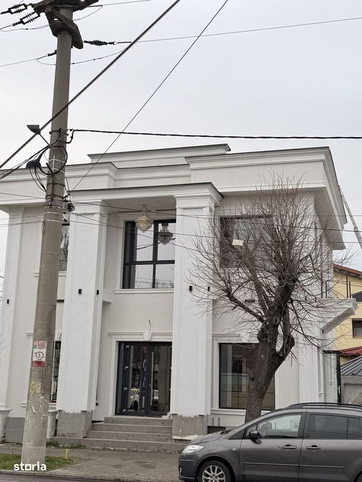 Spațiu comercial de închiriat, 160 mp, parcare