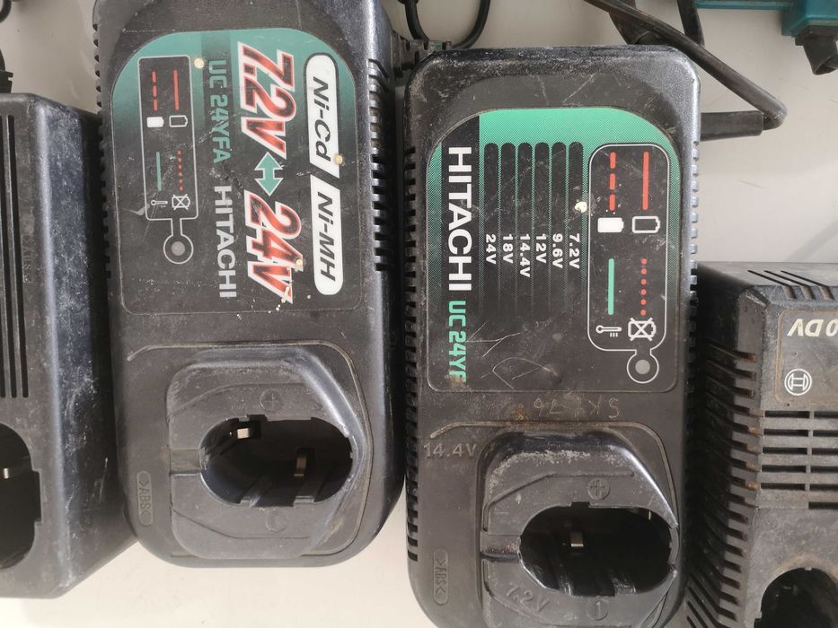 Зарядно / дни за батерии - Bosch , Makita ,Hitachi