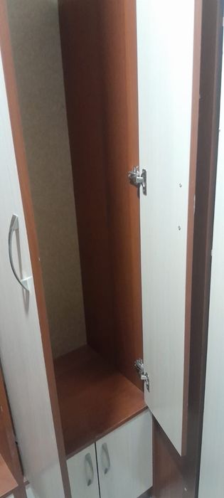 Продам шкаф (прихожая)