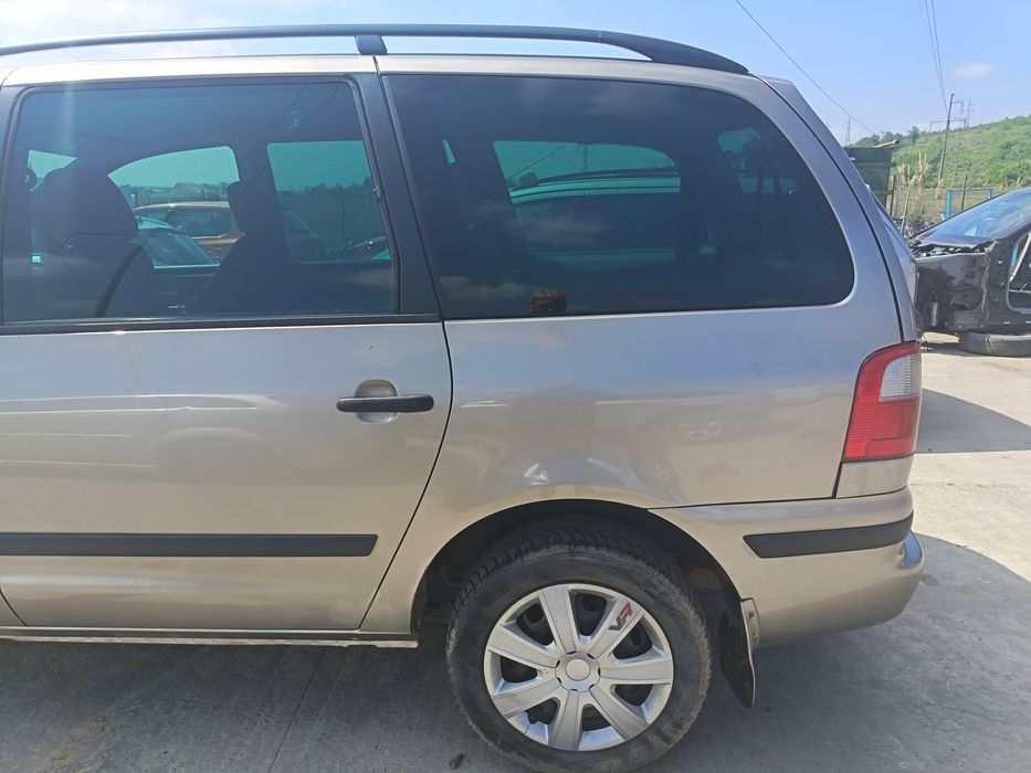Aripa stanga spate Ford Galaxy 1 [Fabr 1995-2006] GREY