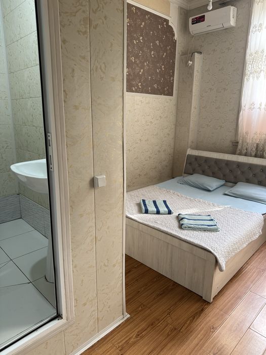 Mehmonxona BEZ ZAKS 24/7 Dombirobod