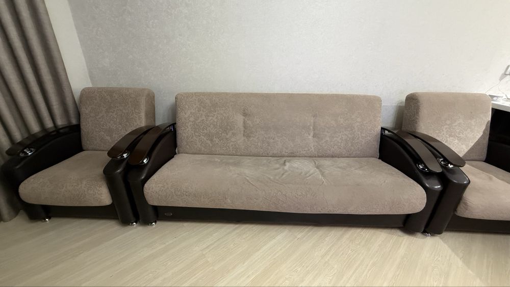 Диван с креслами (комплект)