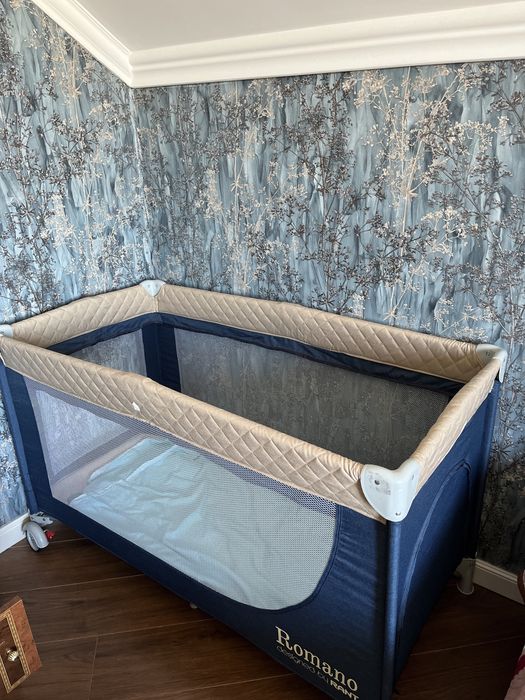 Манеж-кроватка Romano 2в1
