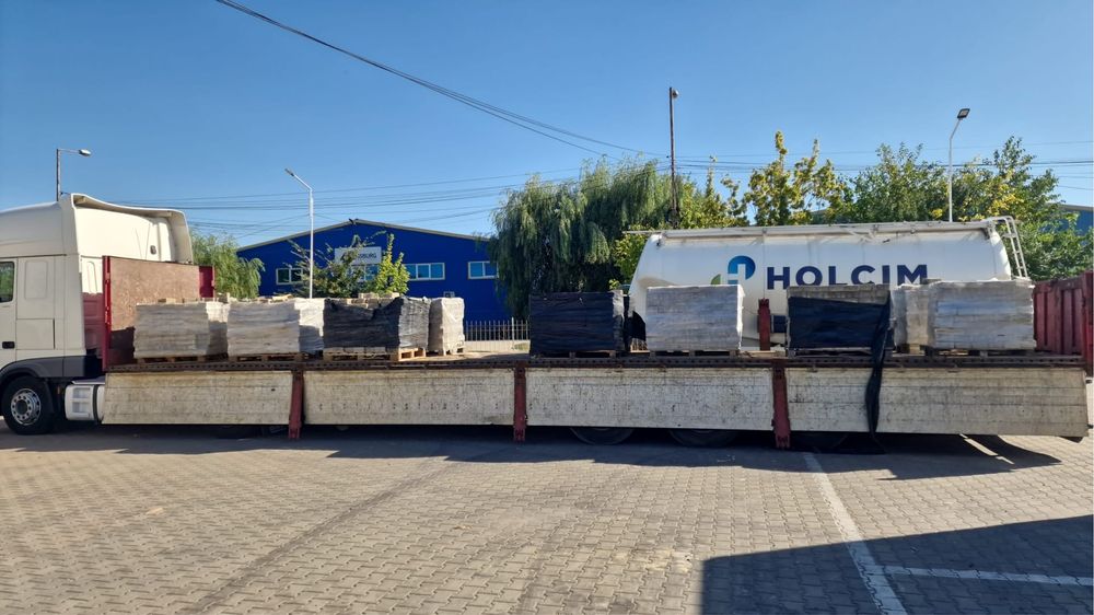 Vand  semiremorca Krone cu obloane