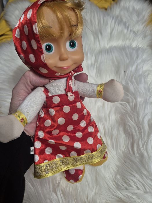 Papusa Masha si ursul