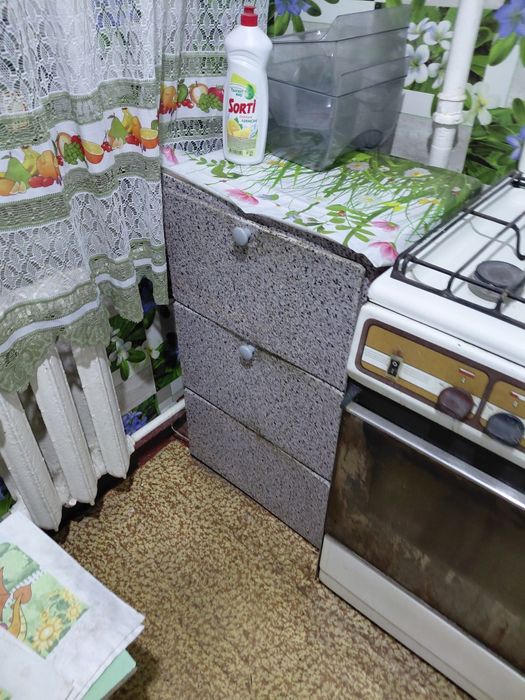 Отдам за шоколадку.