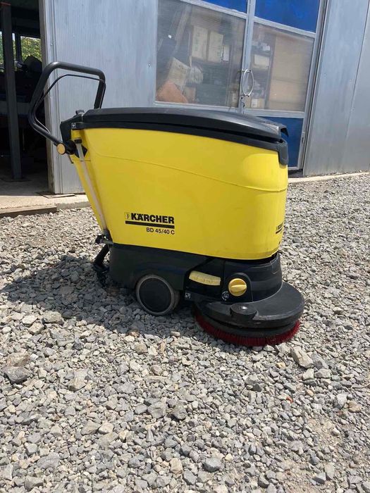 Машини за почистване karcher BD40/25c