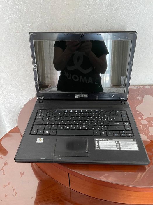 Ноутбук Emachines