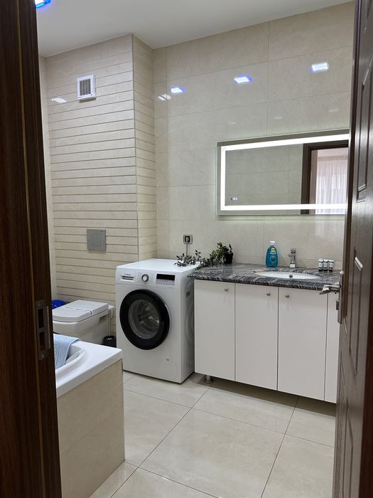 BV Studios &Apartaments LUX Regim Hotelier Coresi 1-2-3 cam by GLAM