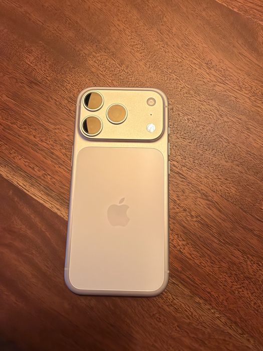 Iphone 17 pro 256 silver