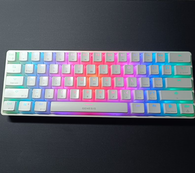 ГЕЙМЪРСКА Клавиатура Genesis Thor 660