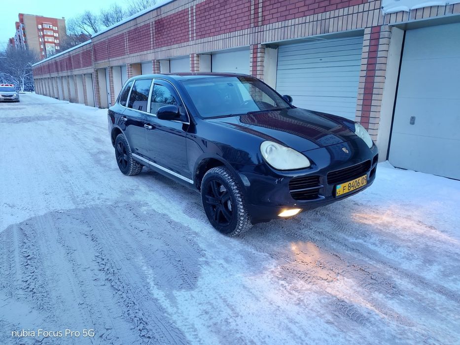 Продам Porsche Cayenne 2003 года