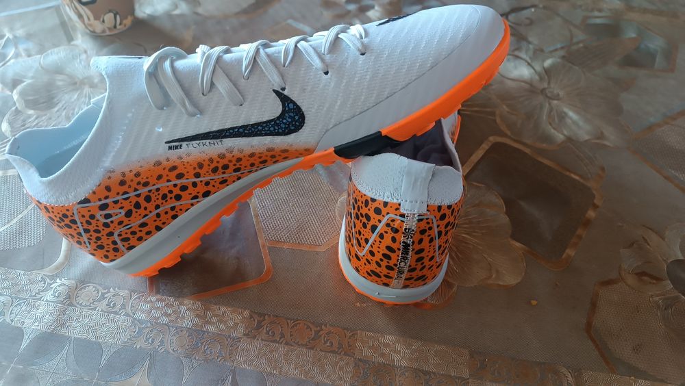 Sarakanoshka(butsa) Nike Mercurial Air zoom