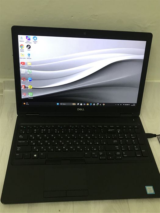 dell latitude 5590 ноутбук