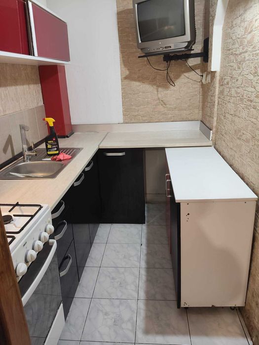 Proprietar-inchiriez apartament 2 camere