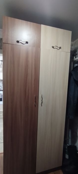 Продам шкаф в прихожую