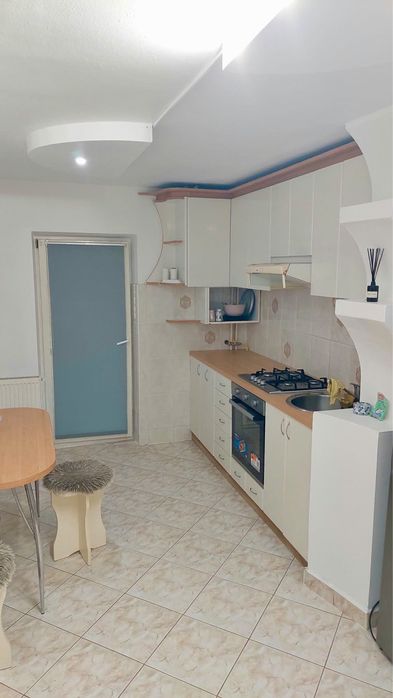 Apartament de închiriat - 70 mp - Rădăuți