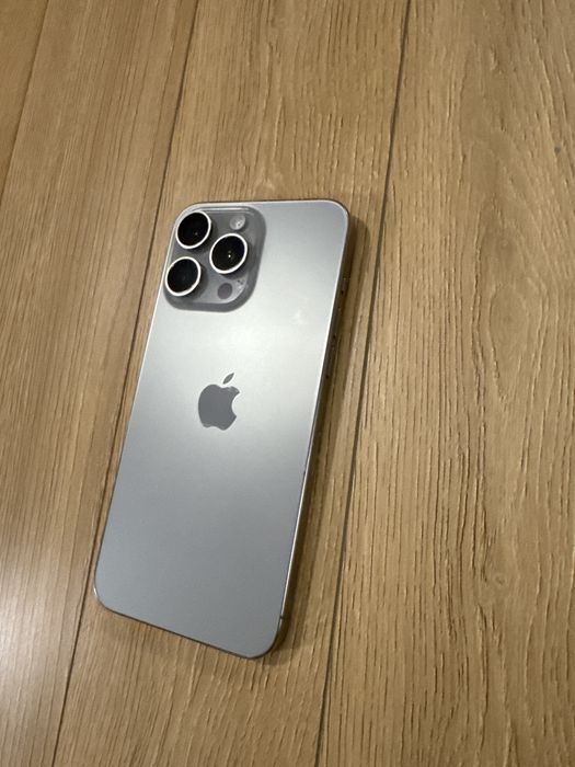 Iphone 15 pro max 512