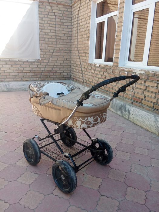 Коляска для новорожденных